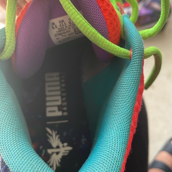 Barely worn - Picture 3 of 3